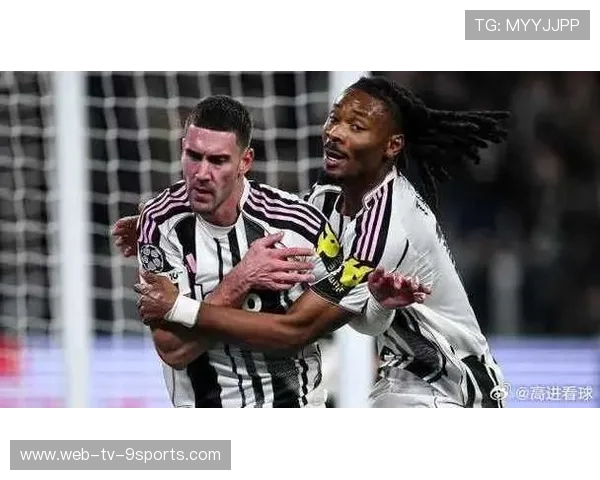 尤文弗拉霍维奇角球后点补射为球队终结对手抵抗